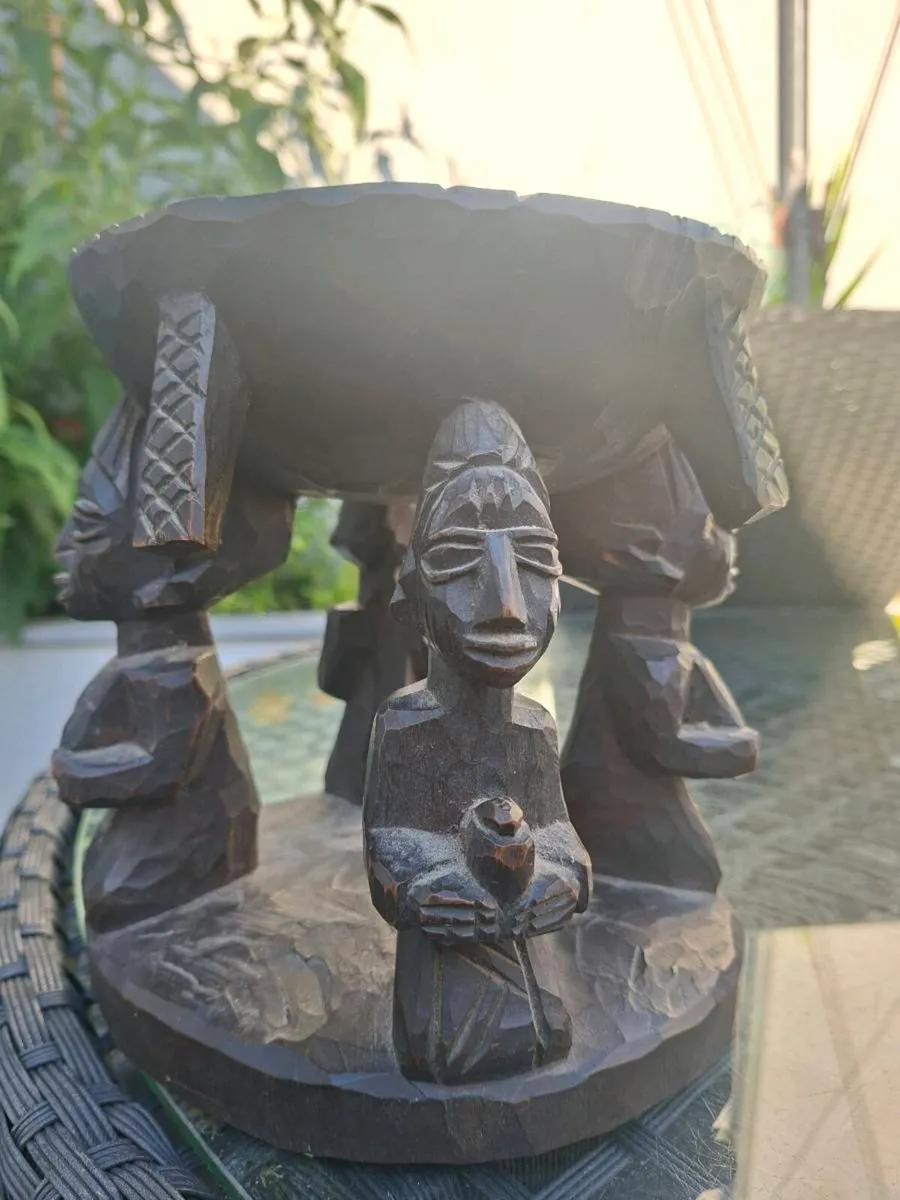 Stunning Vintage African Tribal Divination Bowl - Image 2