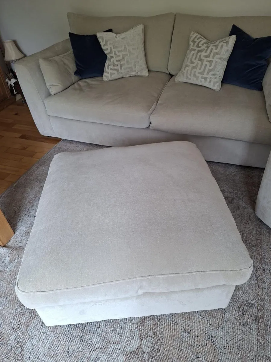 Sofa - Image 4