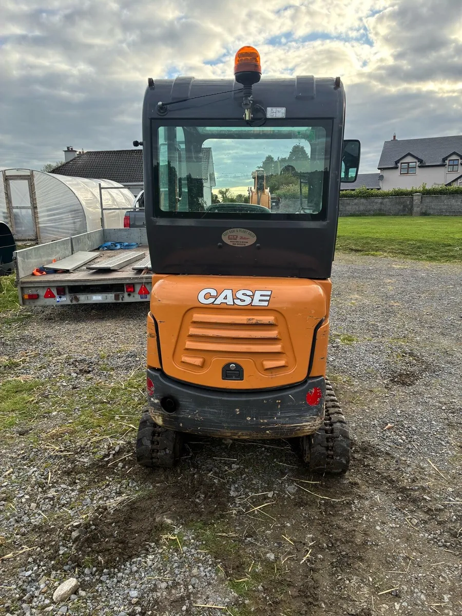Mini digger - Image 2