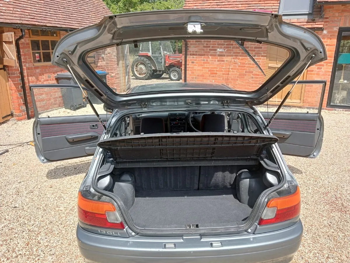 Toyota Starlet 1993 - Image 3