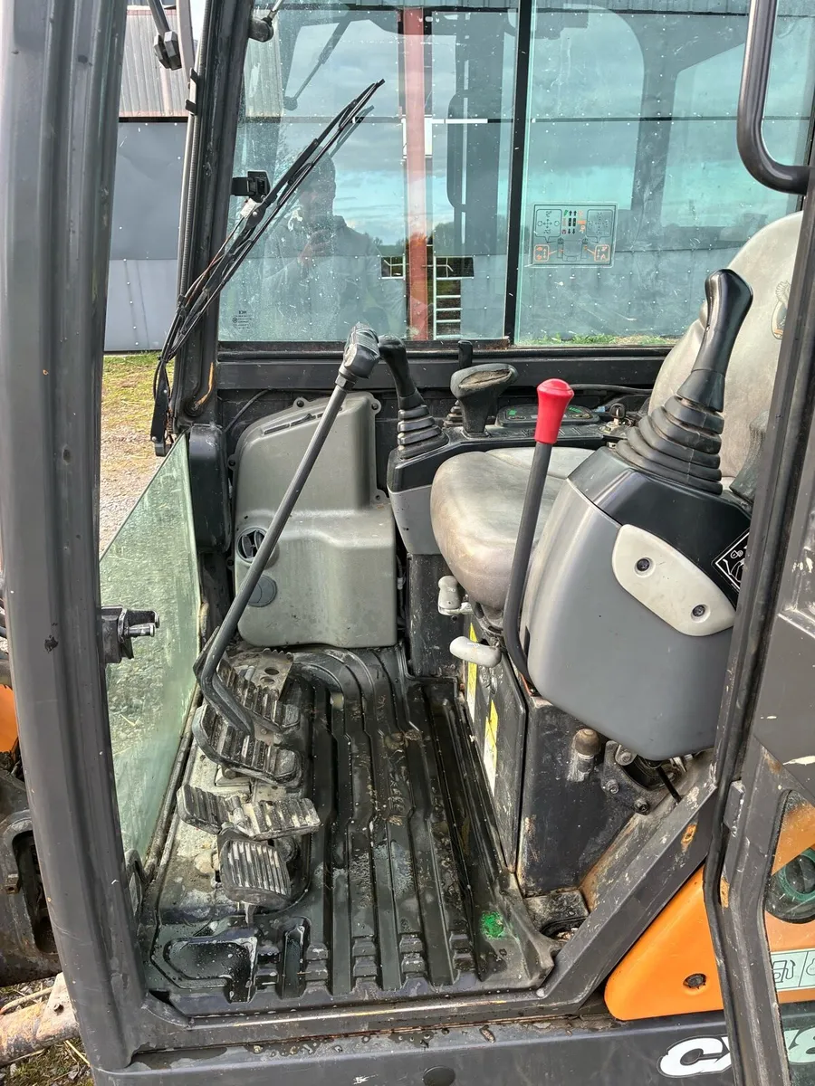 Mini digger - Image 4