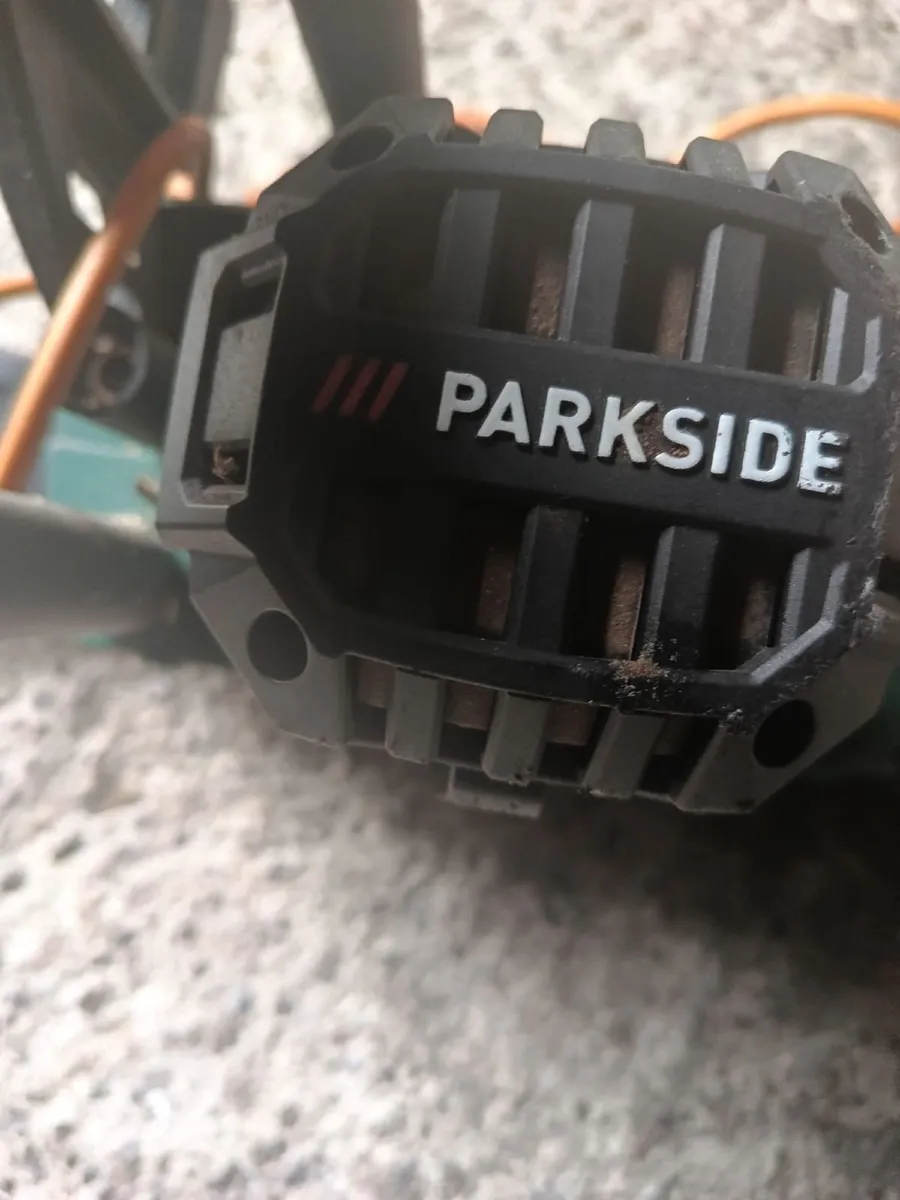 Parkside Electric Chainsaw 1600W - Image 2