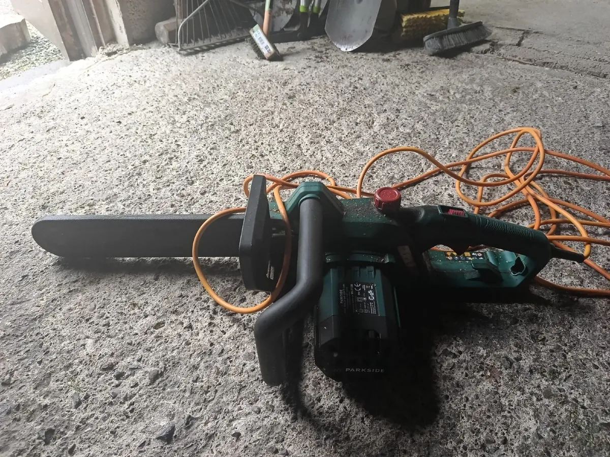 Parkside Electric Chainsaw 1600W - Image 4