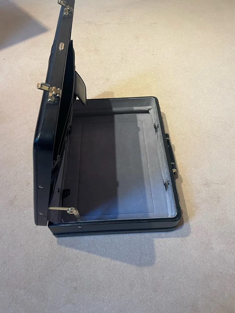 Briefcase - Image 2