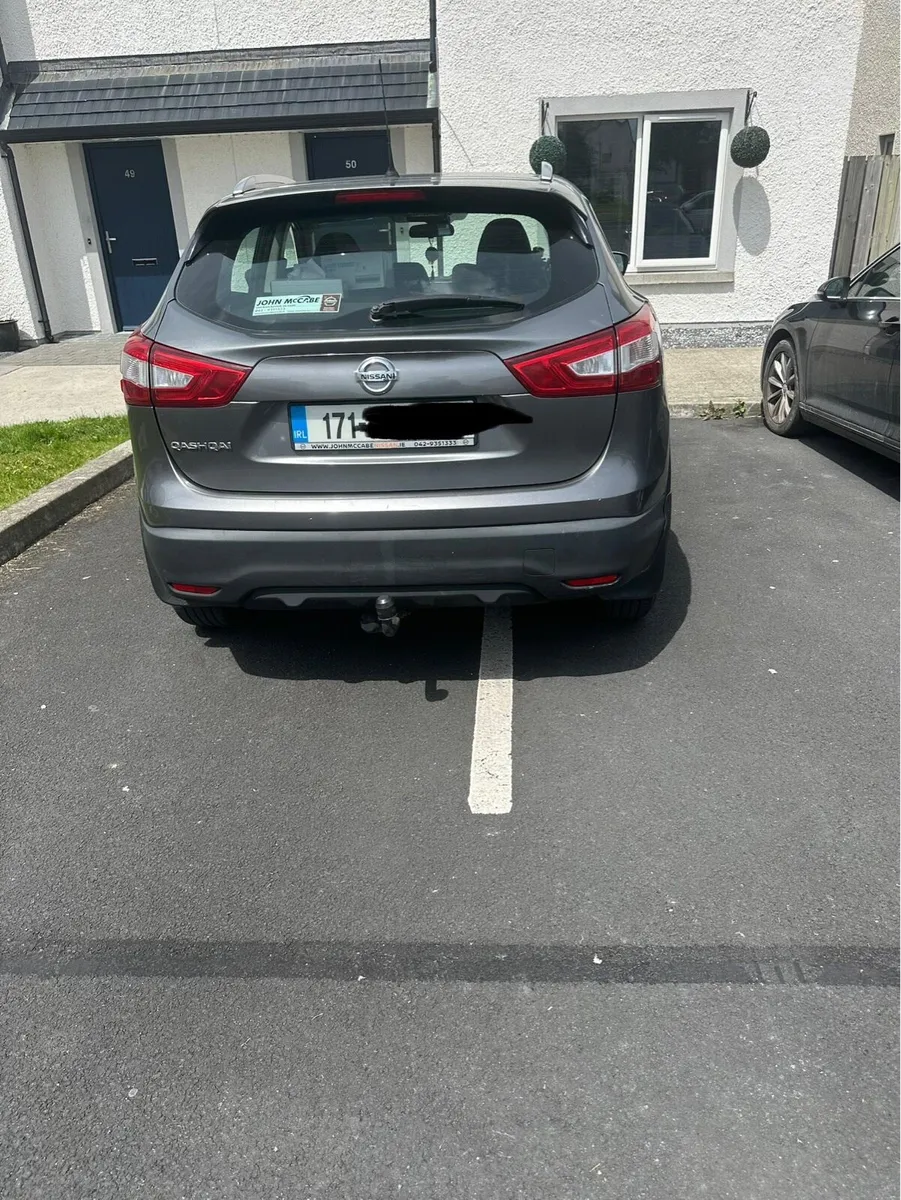 Car NISAAN QASHQAI - Image 3