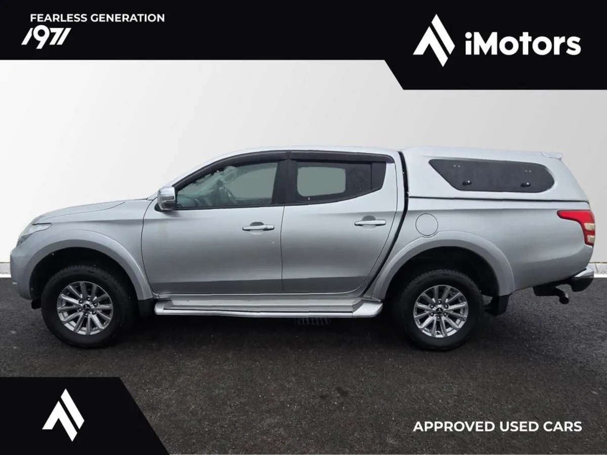 Mitsubishi L200 SU 17MY Intense 6MT Crewcab 4 - Image 3