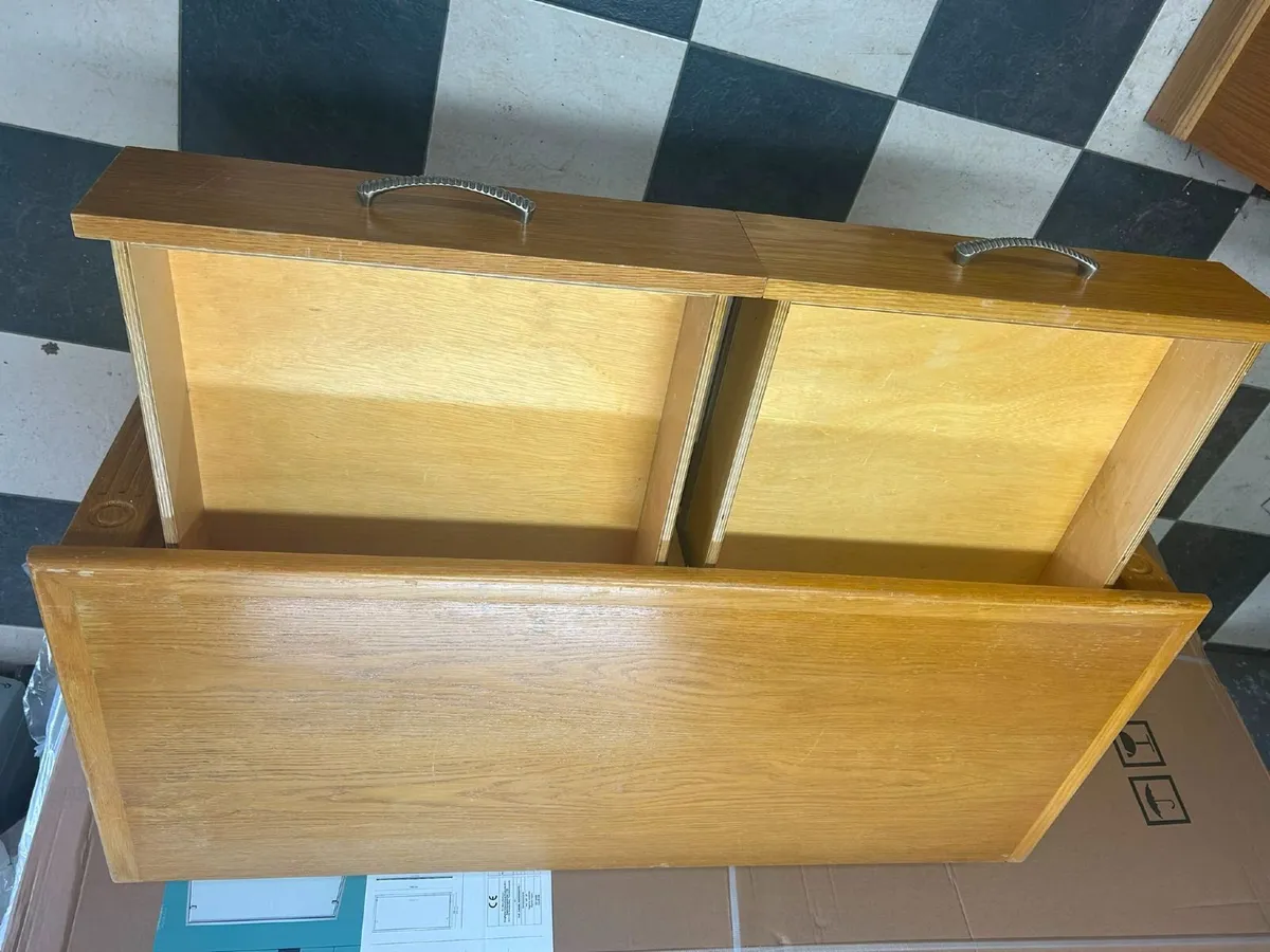 Oak desk - Image 2