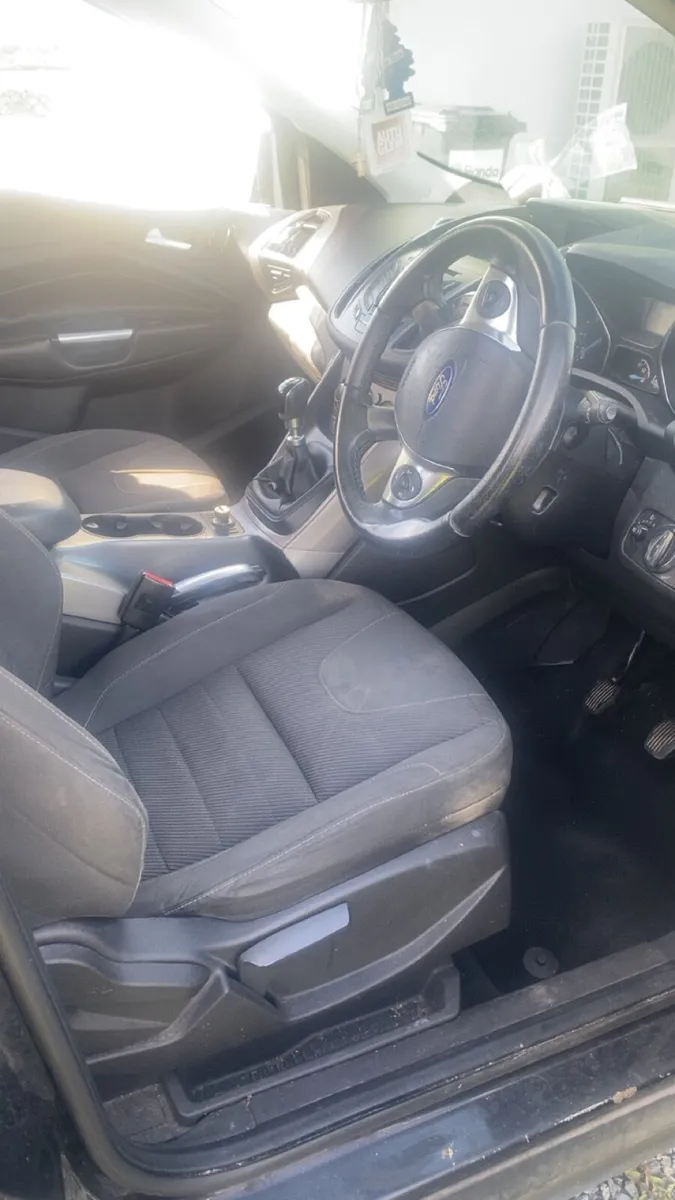 131 Ford Kuga- Drivable - Image 2