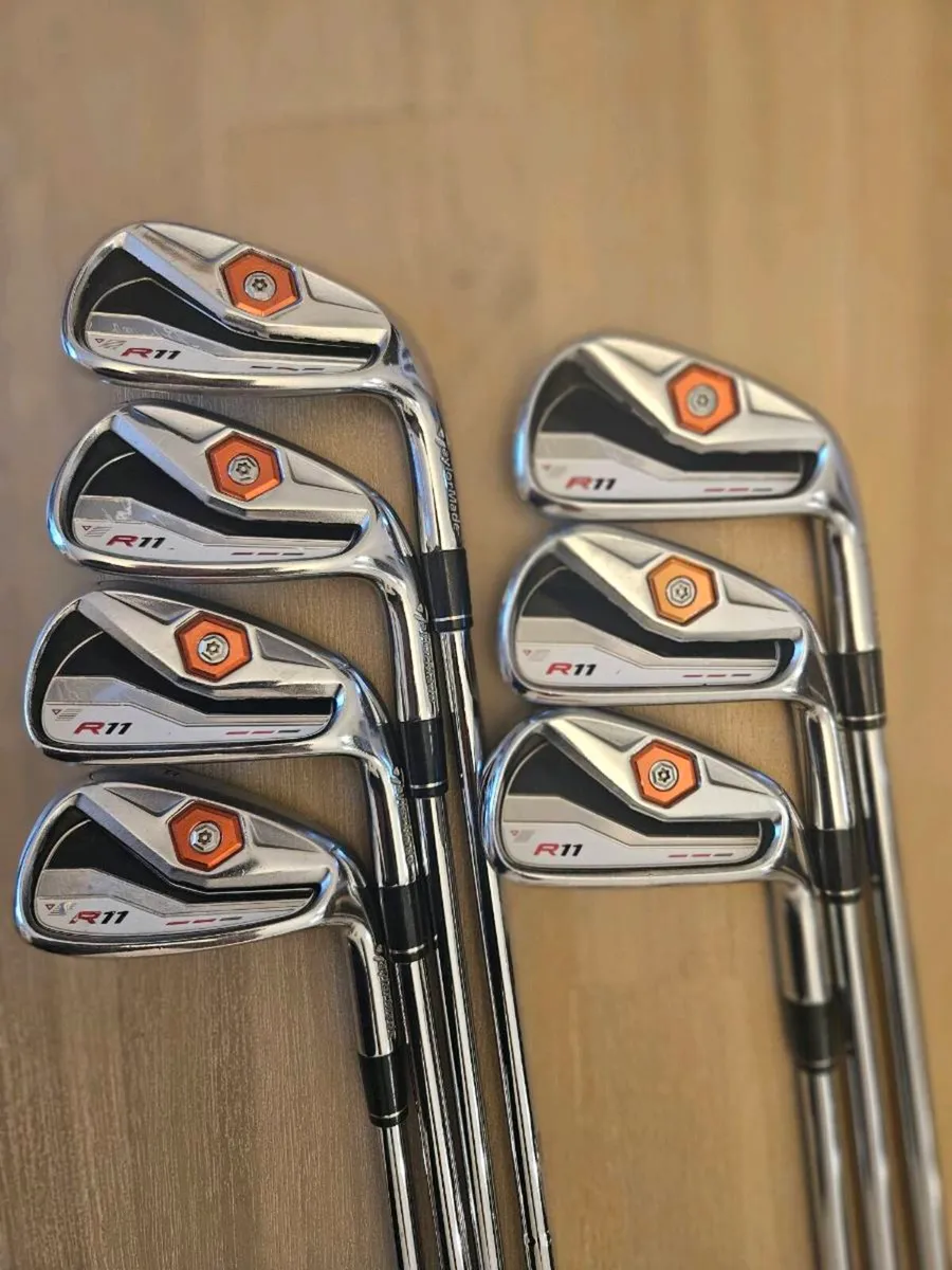 Taylormade R11 Irons - Image 1