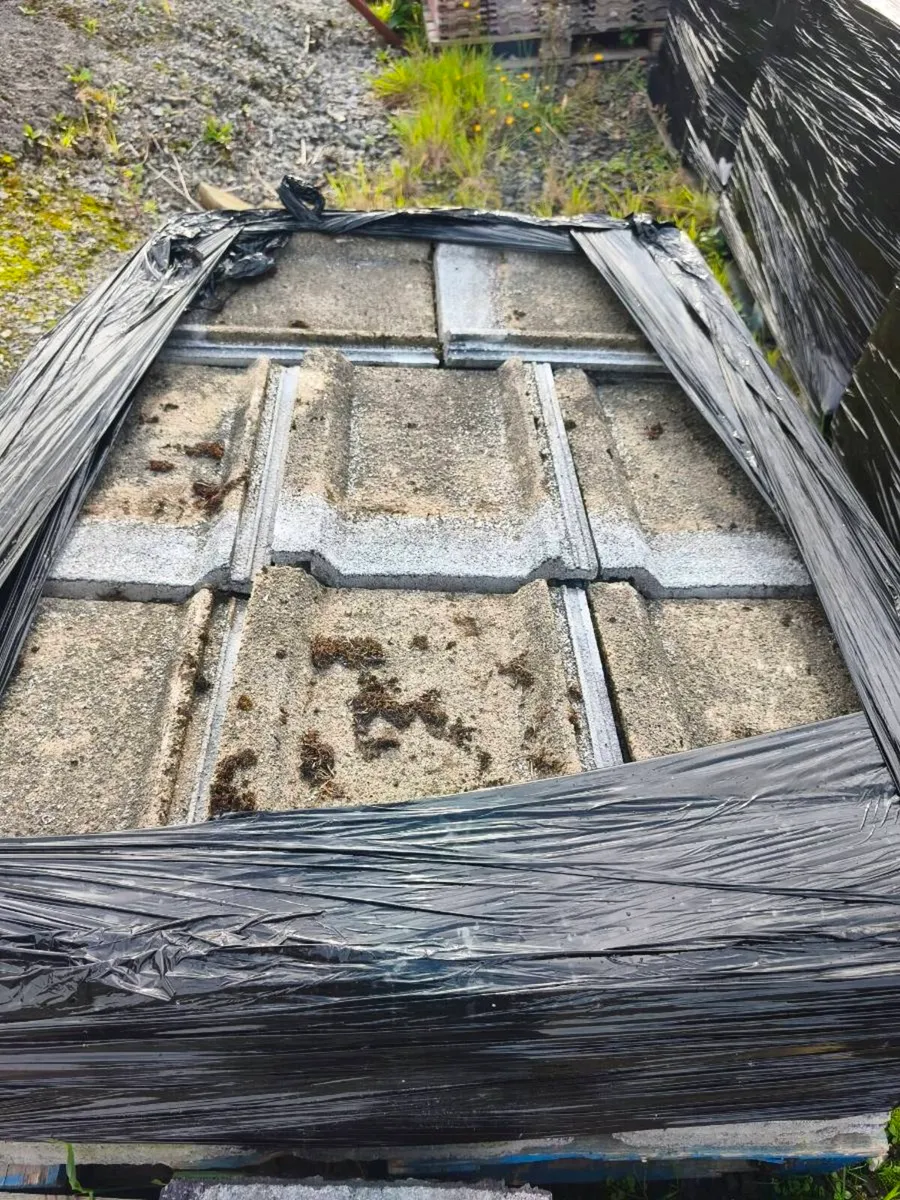 Roof tiles
