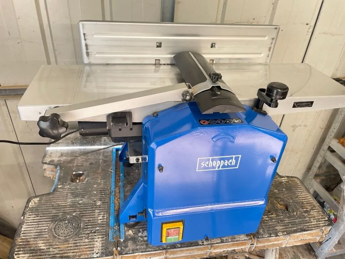 Scheppach HMS850 Planer Thicknesser, 1250W 8000rpm, 204mm Width, 120mm Height, Hand Crank Height Adjustment + new blades - Image 2
