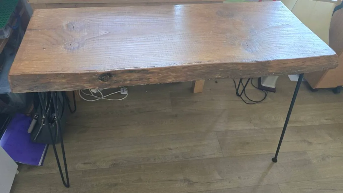 Rustic handmade table - Image 2