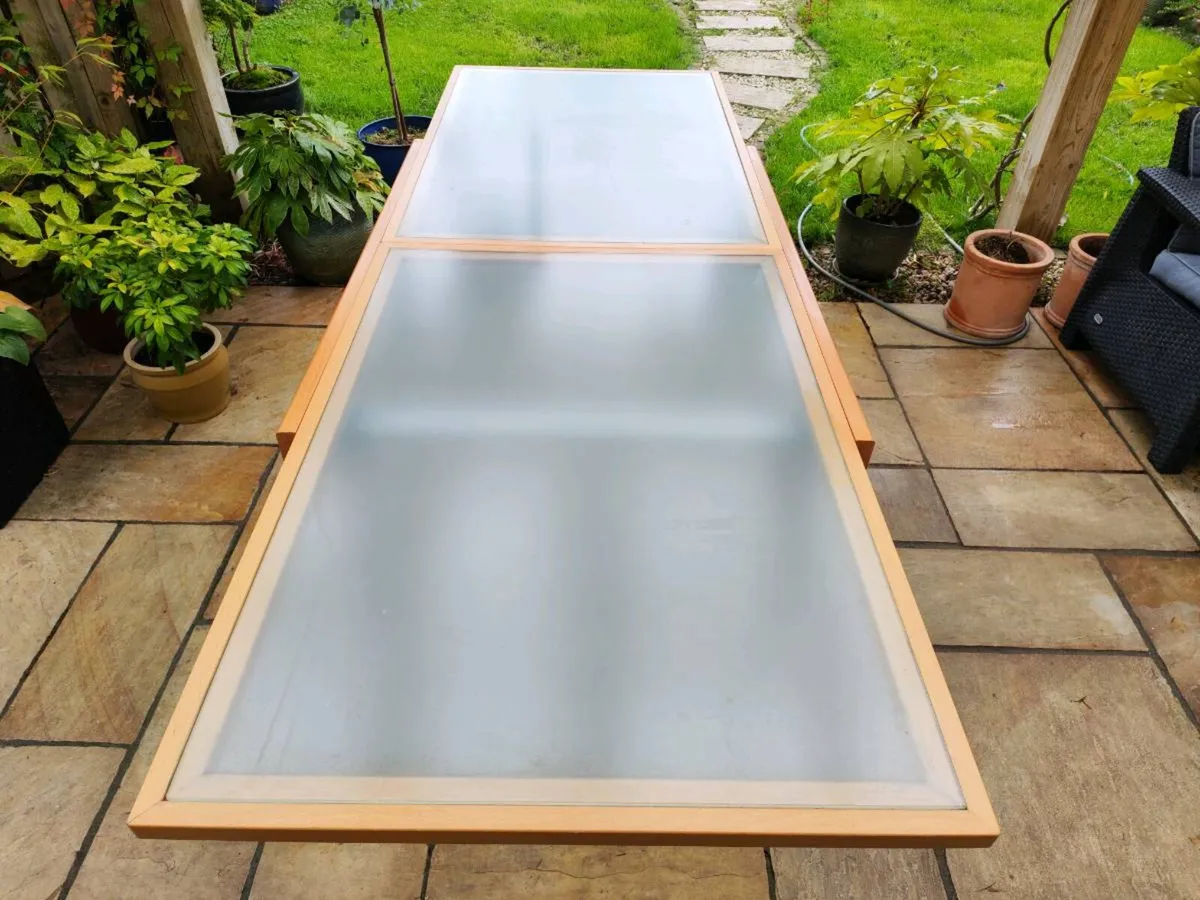 Kitchen dining table - Image 2