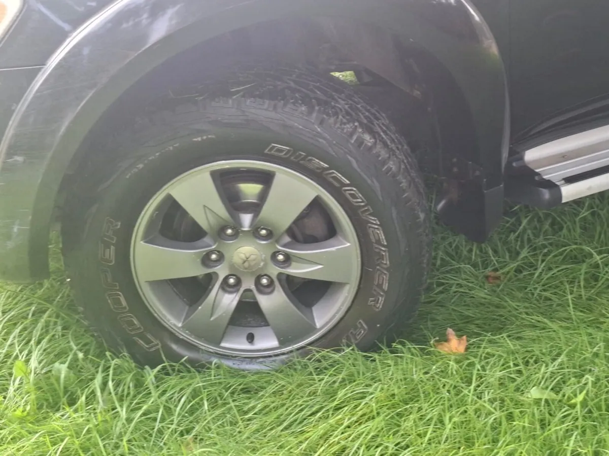 Mitsubishi L200 2011 - Image 4