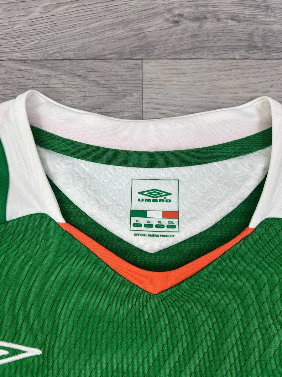 Genuine Vintage 2006 Umbro Ireland Home Jersey XL - Image 4
