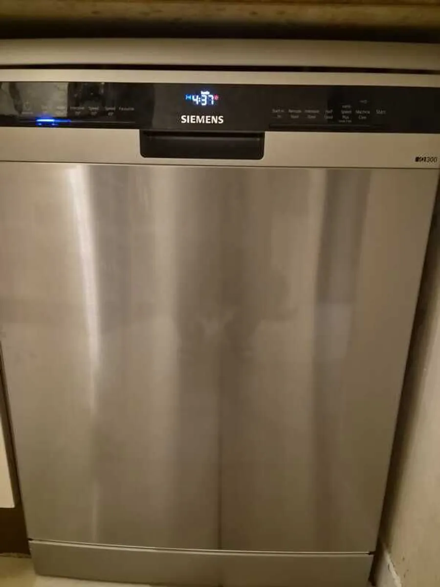 Siemens Dishwasher - Image 1