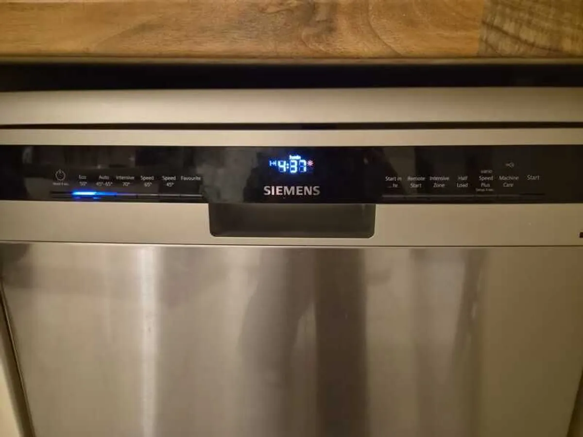 Siemens Dishwasher - Image 2