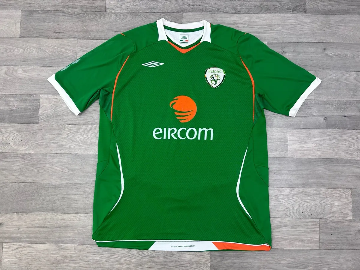Genuine Vintage 2006 Umbro Ireland Home Jersey XL - Image 1