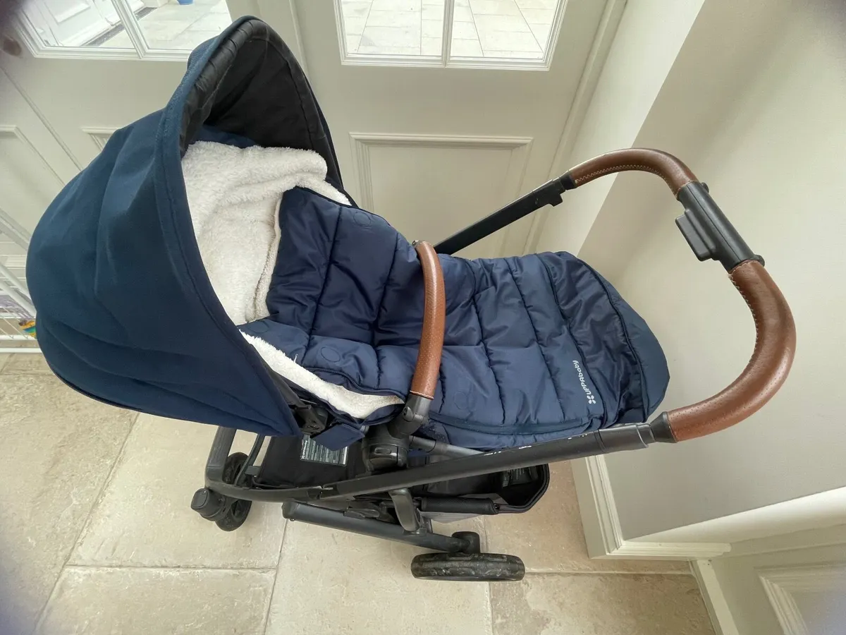 Uppababy Vista 2 Pram - Image 3