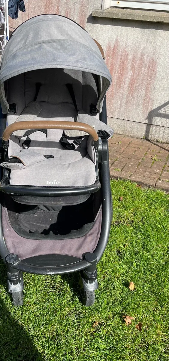 Stroller - Image 1