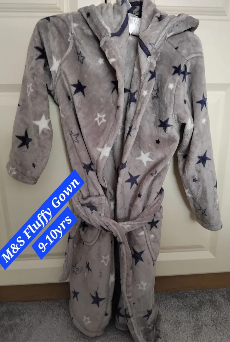 Kids Dressing Gowns - Image 1