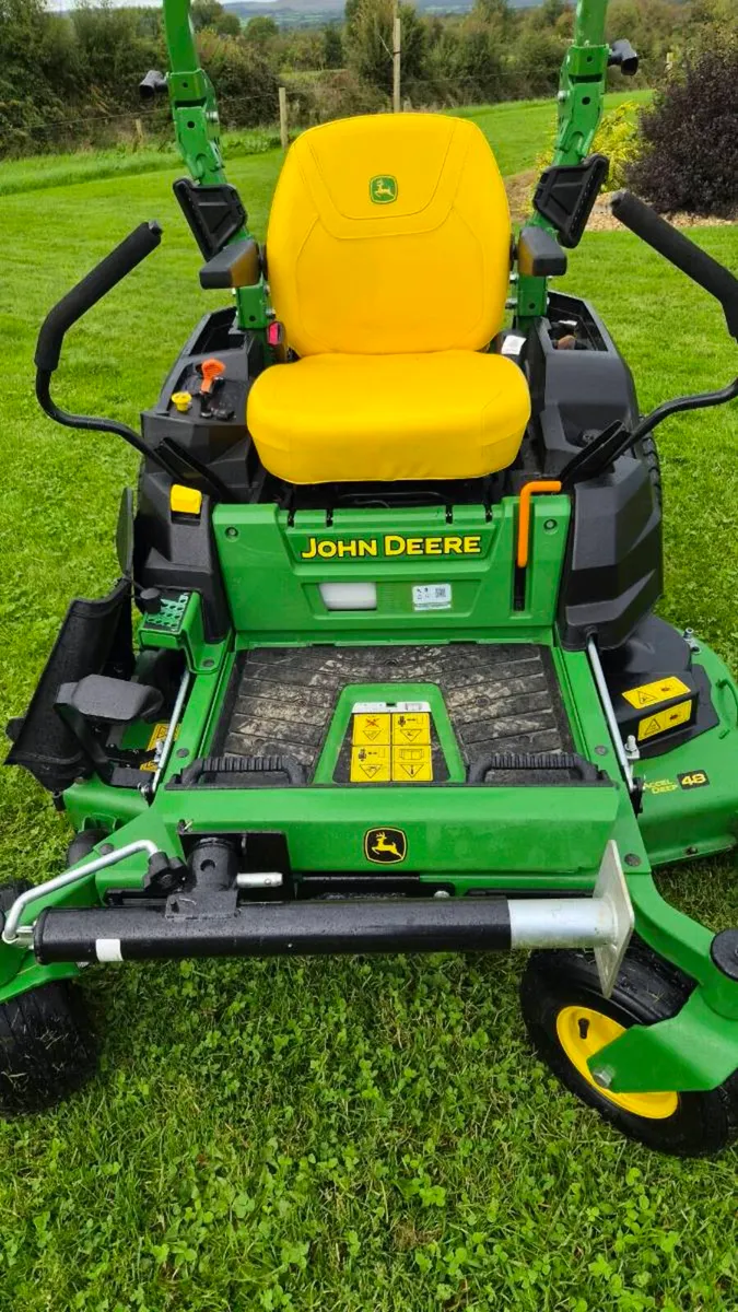 John Deere Ztrak 515e - Image 2