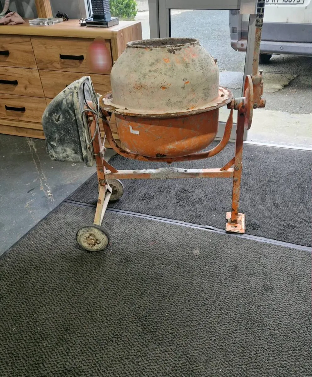 Cement mixer