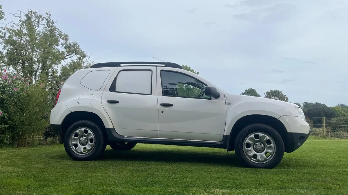DACIA DUSTER COMMERCIAL - Image 1