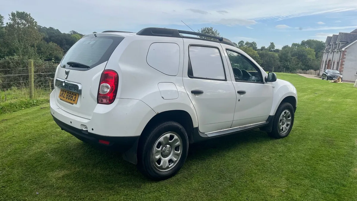 DACIA DUSTER COMMERCIAL - Image 4