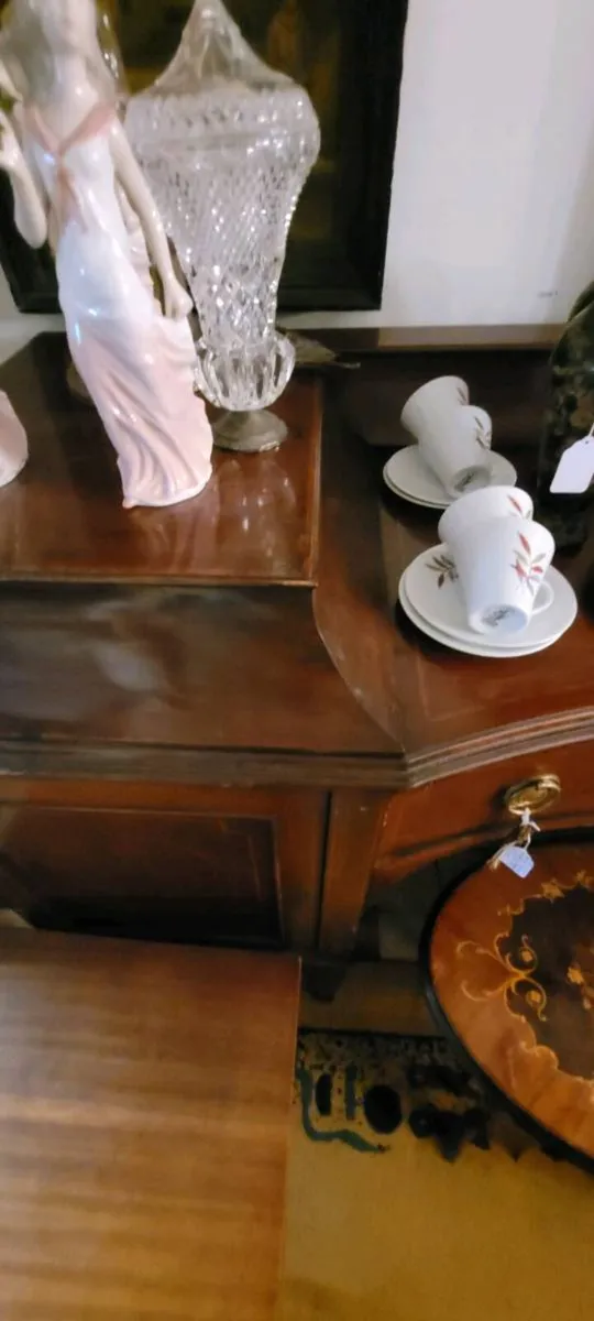 Beautiful 19th century sideboard. - Image 3