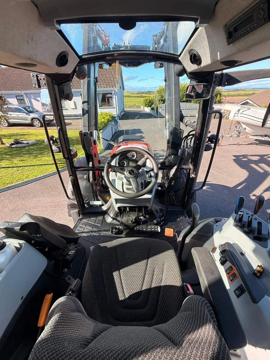 Valtra A104 - Image 4
