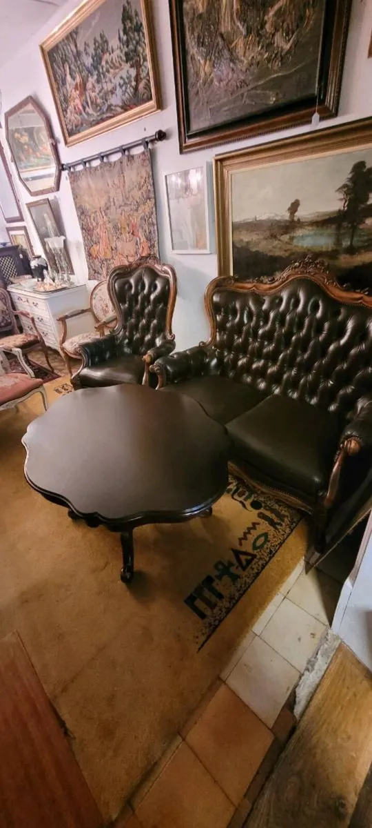 Chesterfield 2 seater sofa. - Image 3
