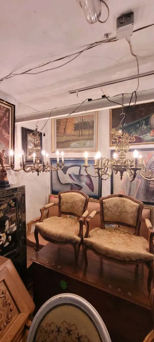 2 large and heavy French bronze chandaliers. - Image 3