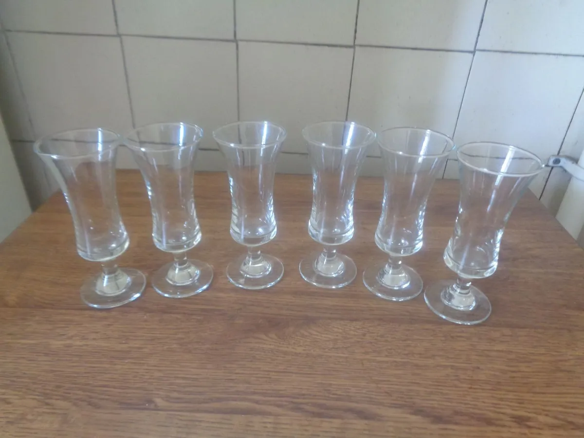 Vintage Sherry Schooner Glasses x 6 for Sale - Image 1