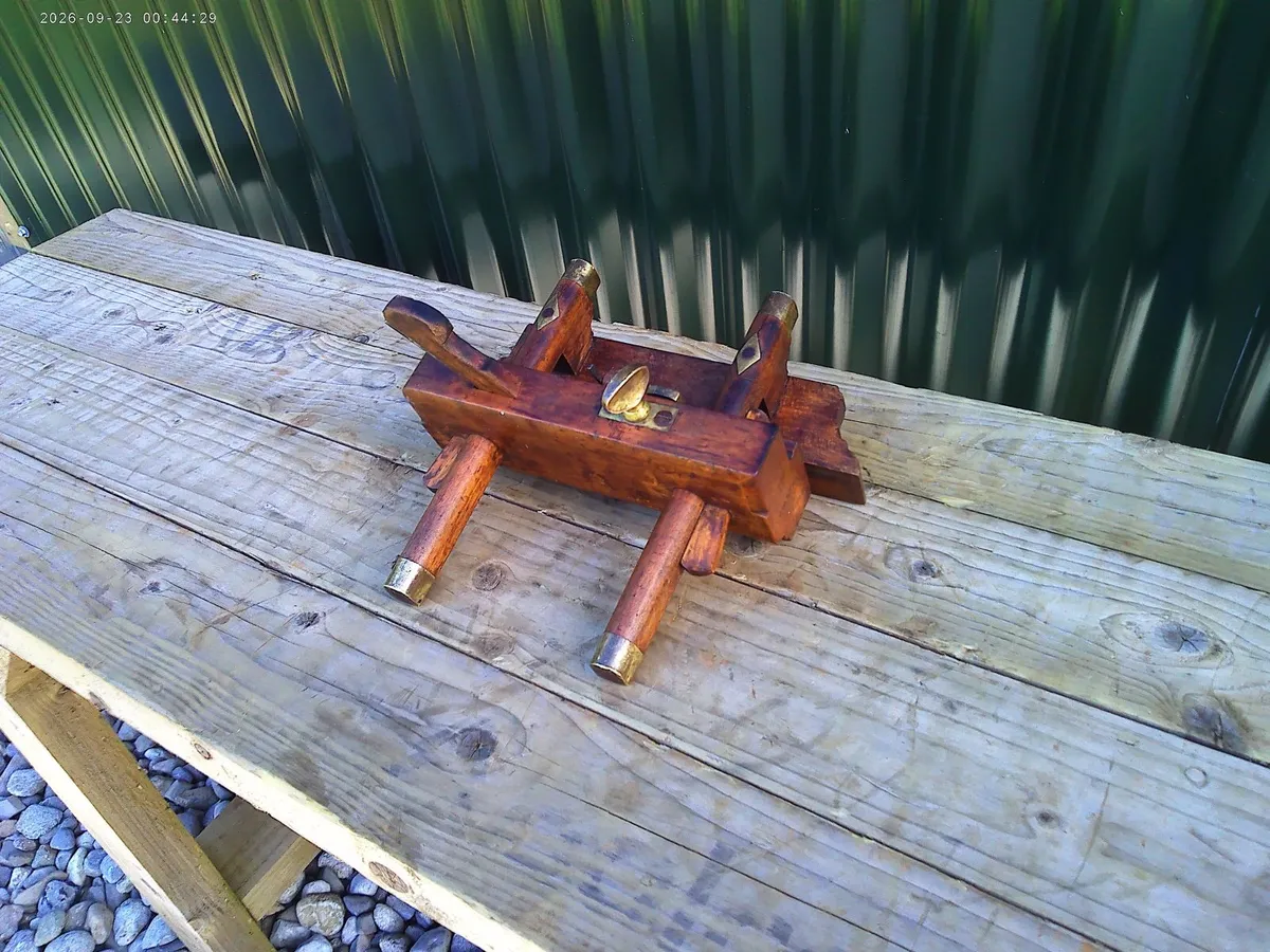 Plane - Image 2