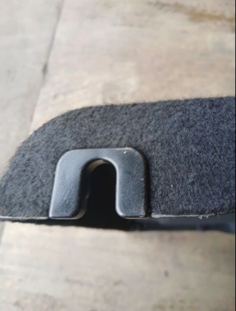 Ford Focus Parcel Shelf - Image 2