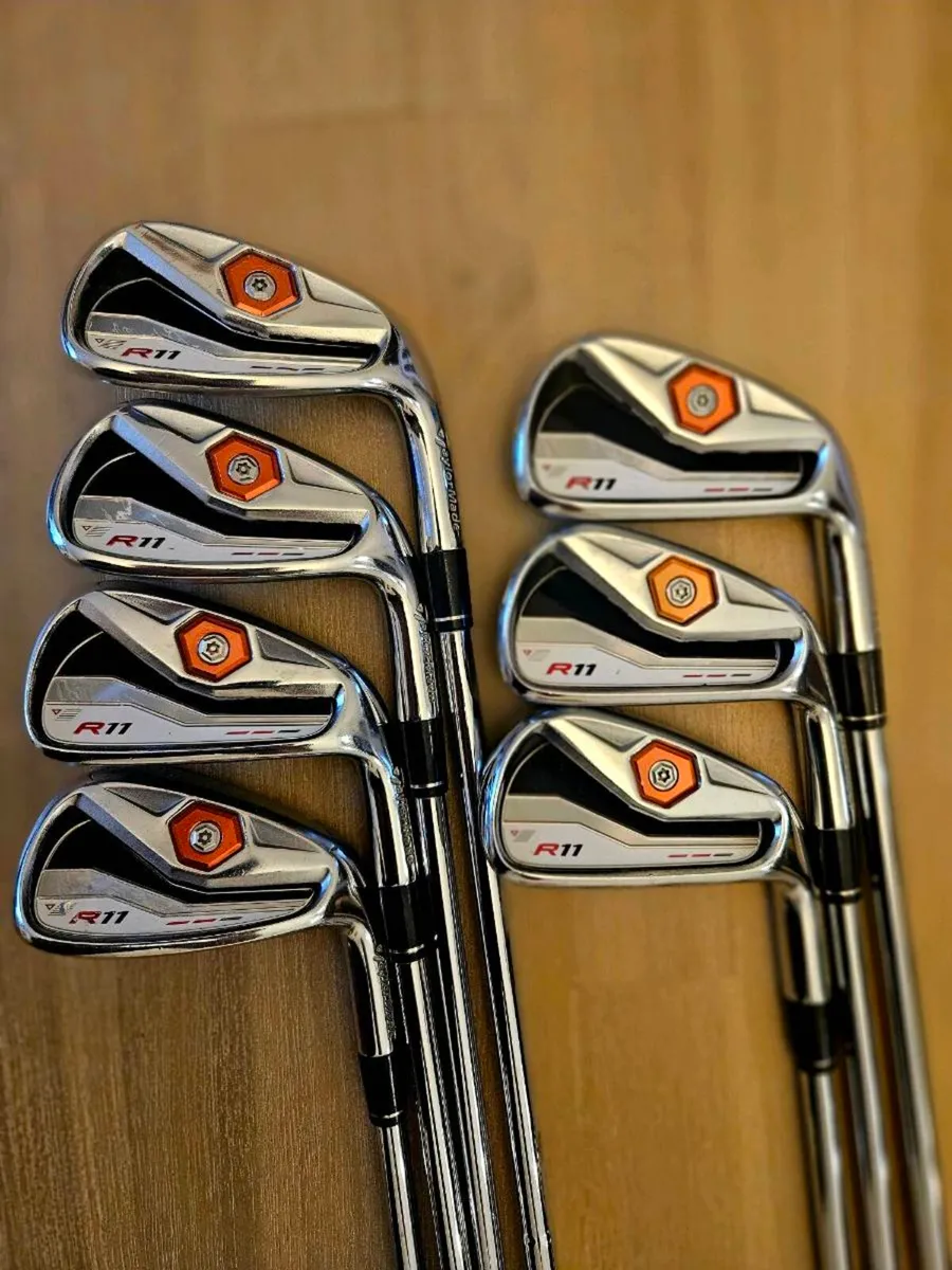 Taylormade R11 Irons - Image 1