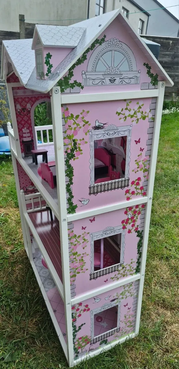 Dollhouse - Image 2