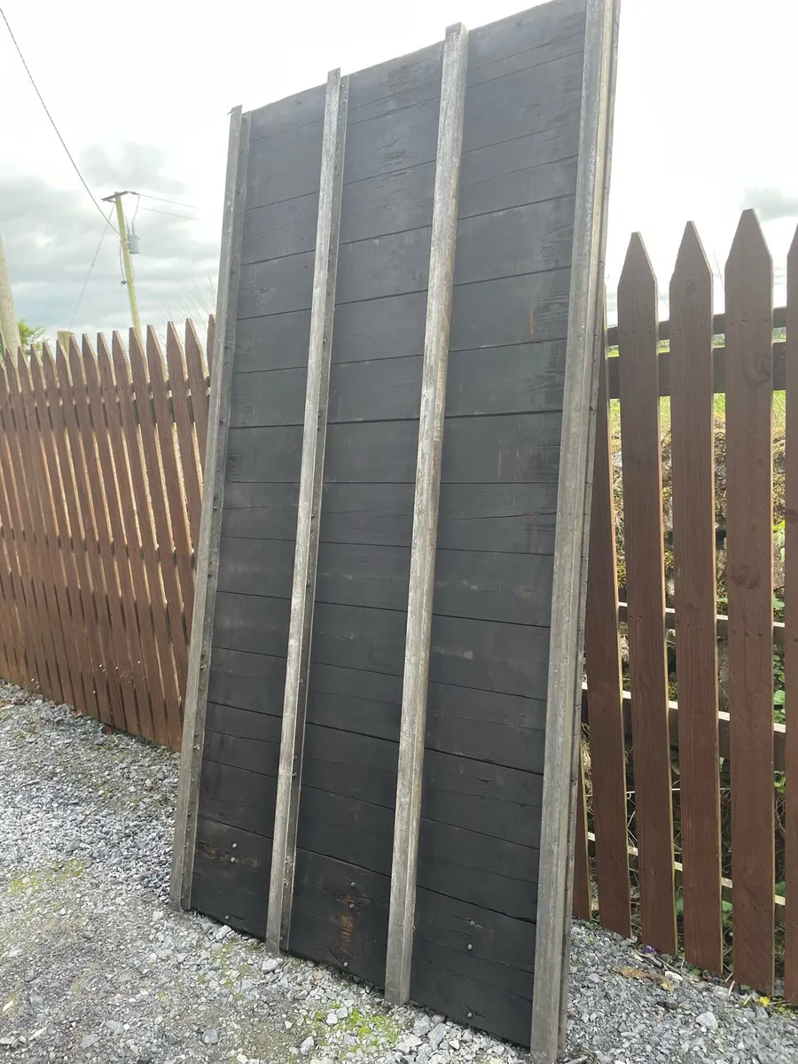 8x4 aluminium panels with hardwood aluminium baton - Image 2