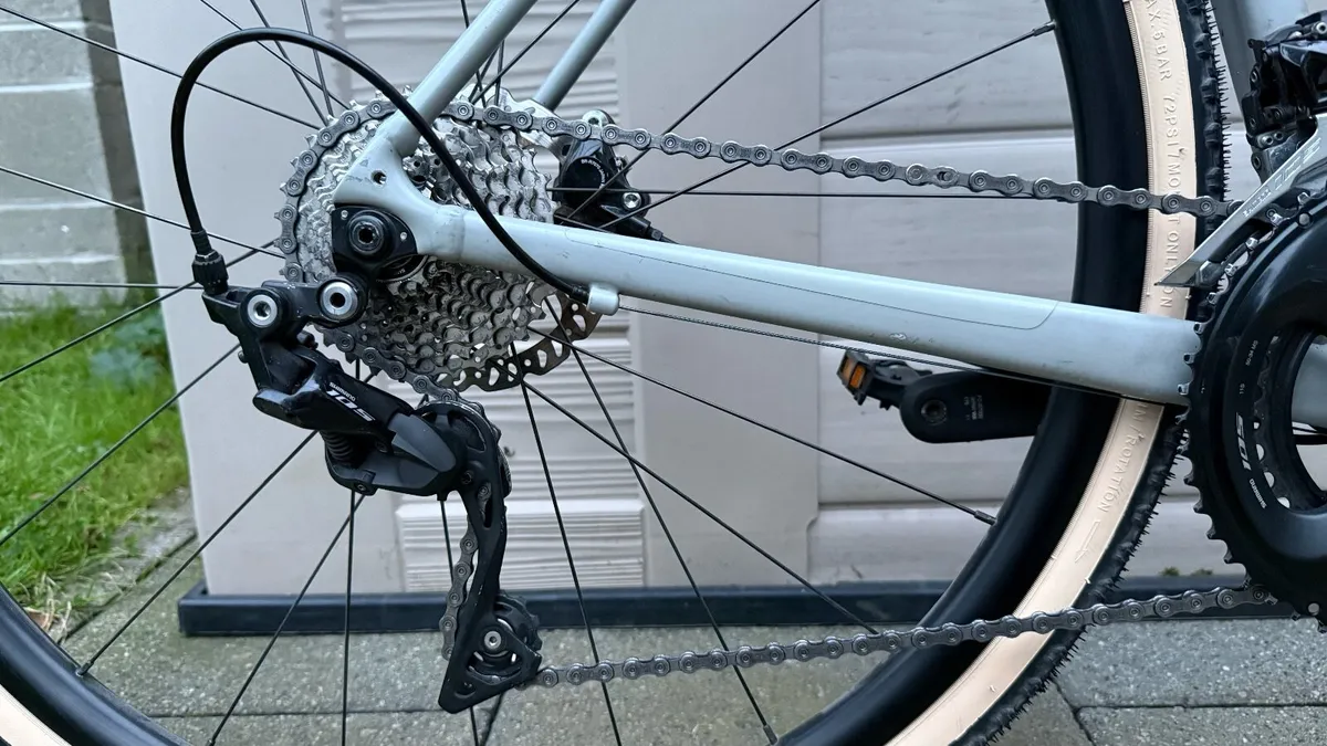 Giant Contend AR, Shimano 105 R7000 hydraulic, M/L - Image 4