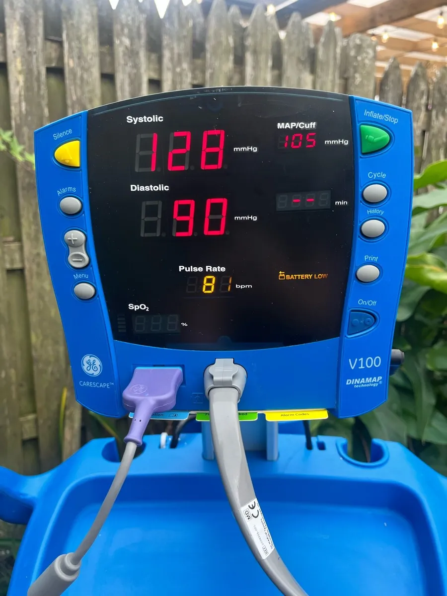 GE Dinamap V100 Monitor - Tested - Vet GP Clinic - Image 2