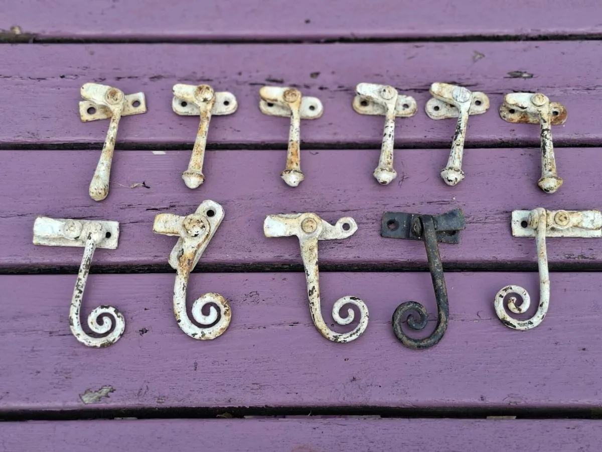 Old window catches - Image 1