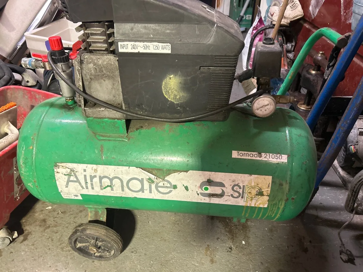 50l air compressor - Image 1