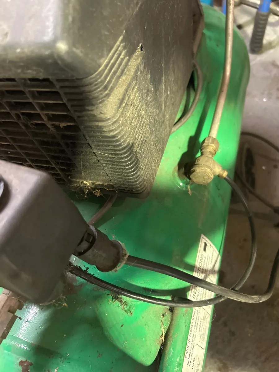 50l air compressor - Image 4