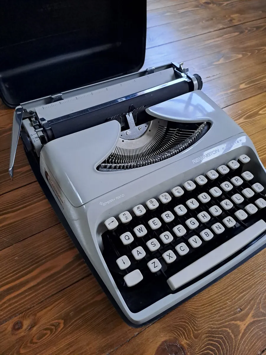 Typewriter - Image 1