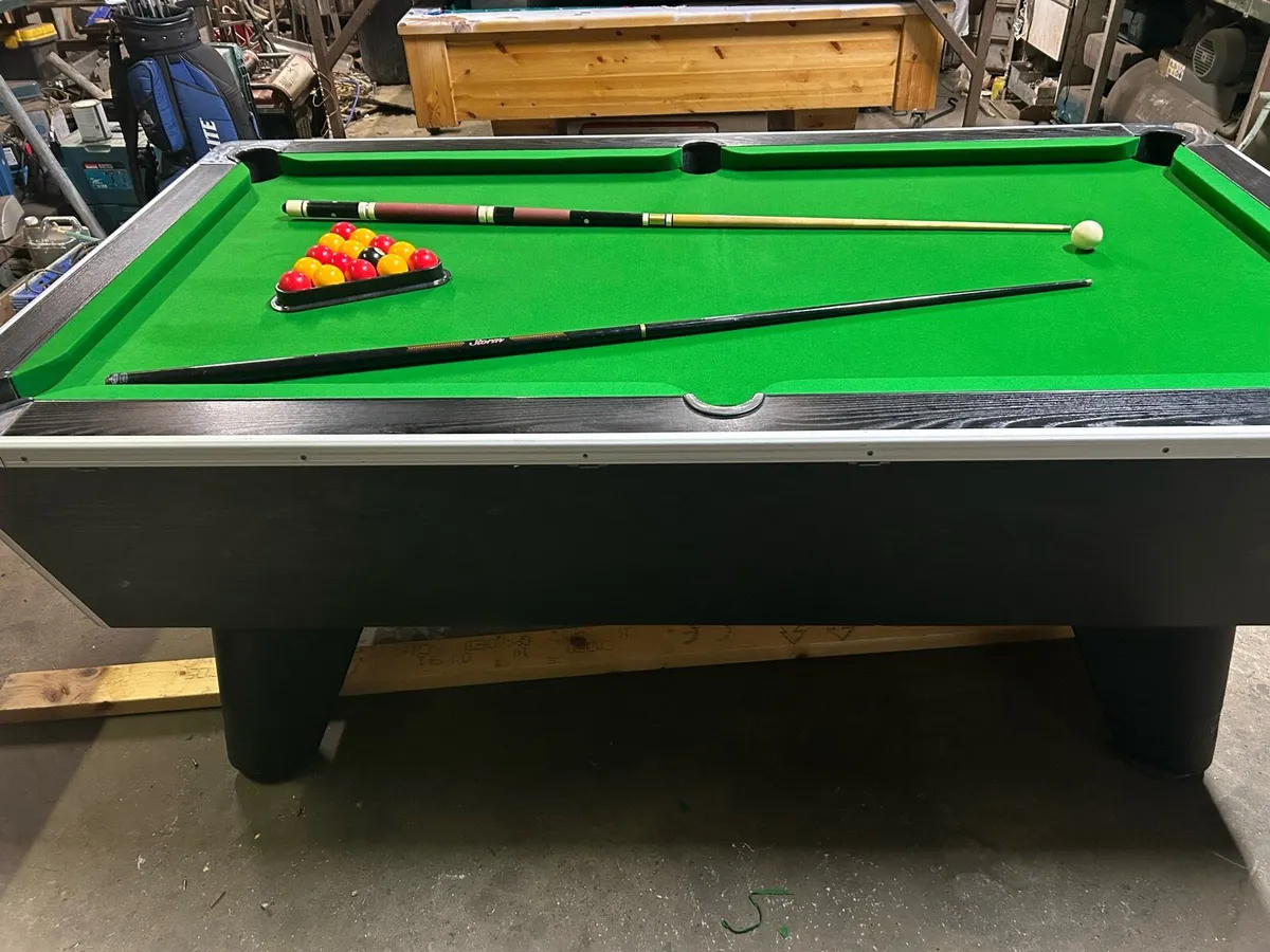 Pool table - Image 3