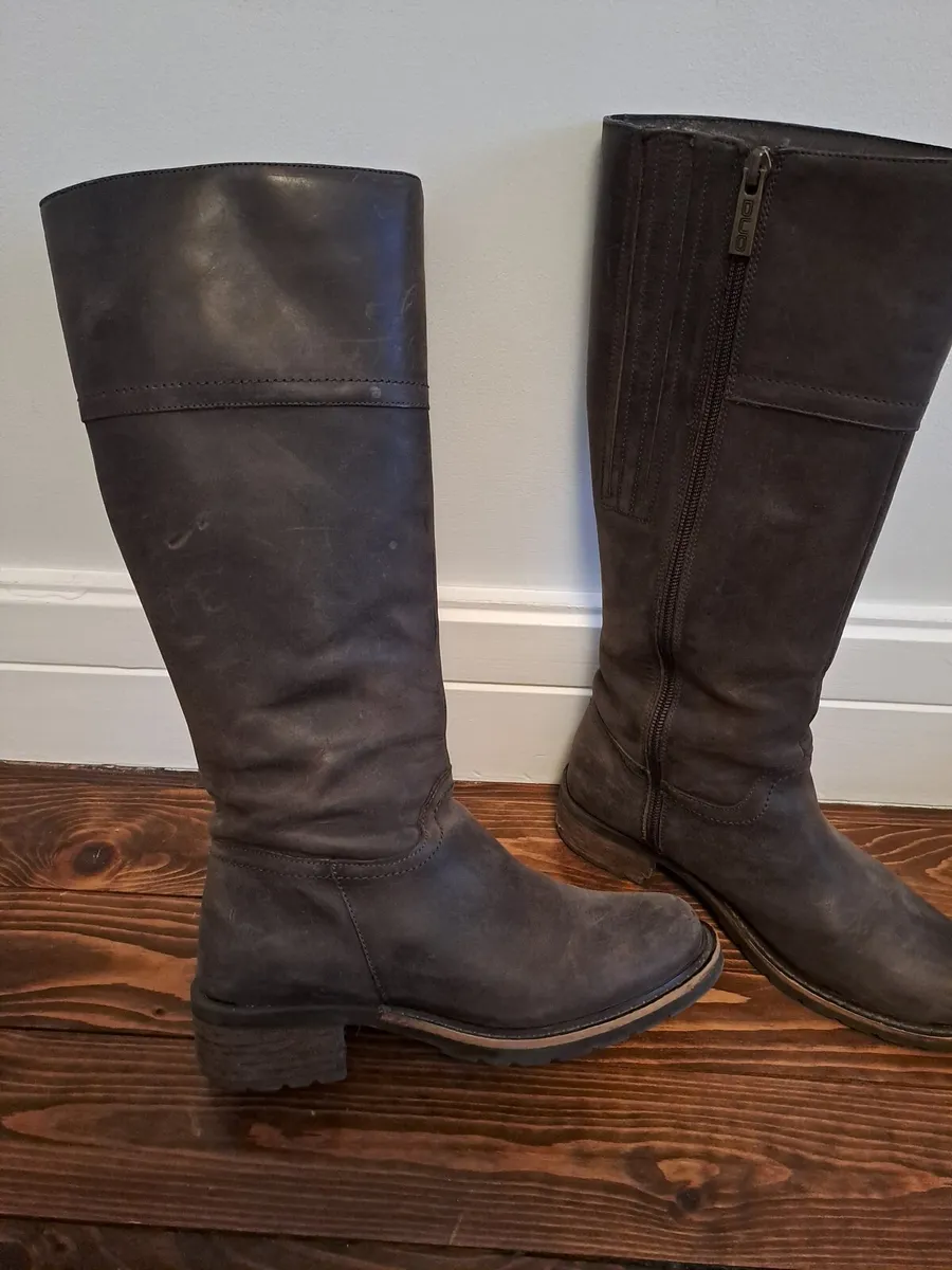 Ladies' Boots - Image 2