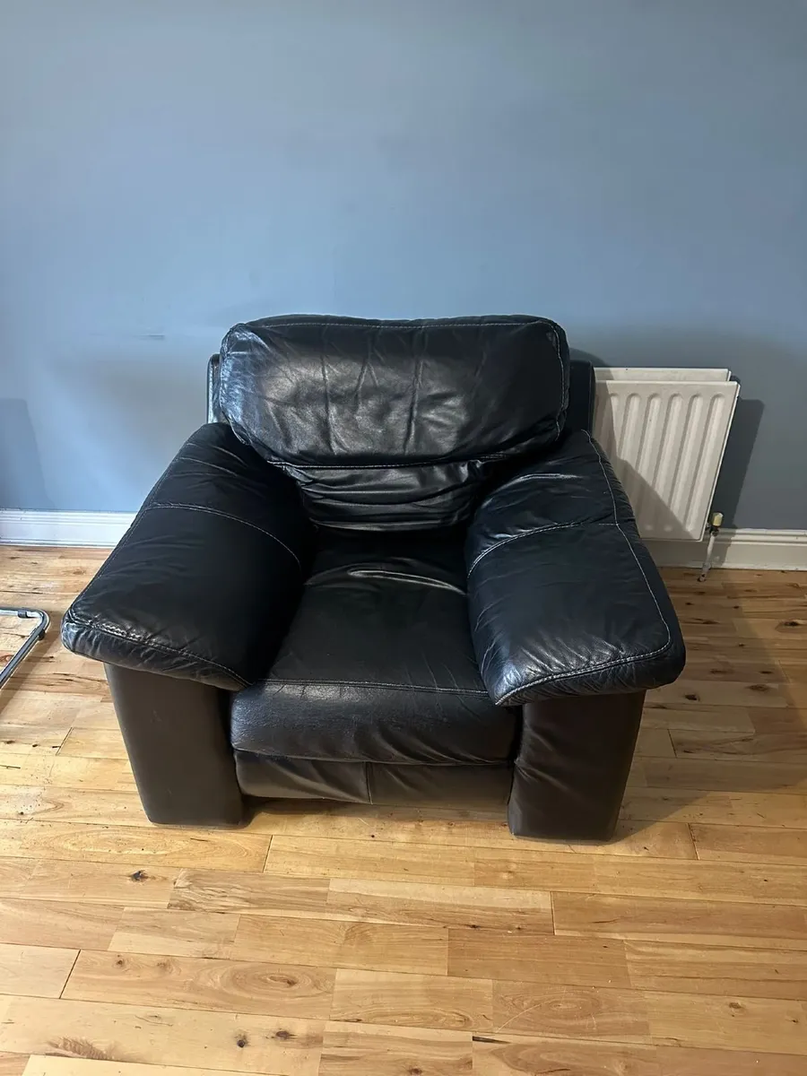 Leather Sofa set - Image 2
