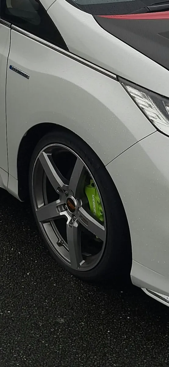 4 x 19' alloys 5 stud and 4 x brake covers - Image 1