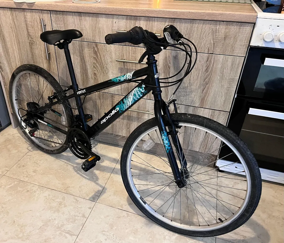 APOLLO 24 INCH BIKE. 18 SPEED SHIMANO GEARS SUITAB - Image 2